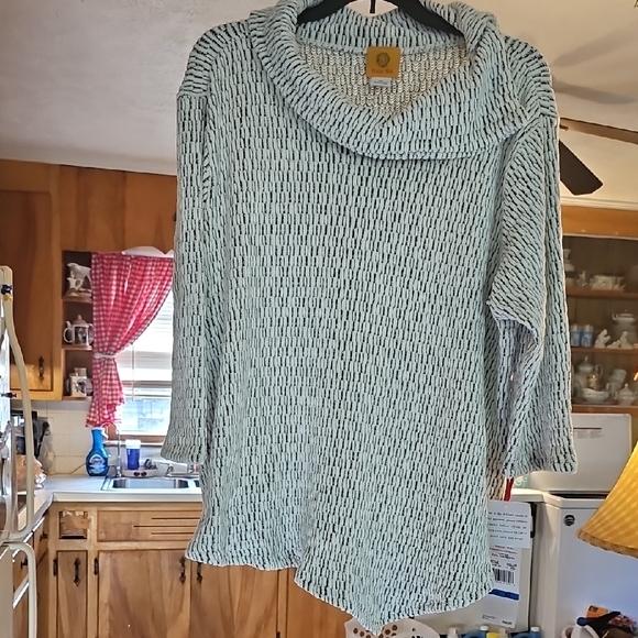Ruby Rd. Sweaters - Ruby RD Cowl Neck Lightweight Knit Sweater In Black and White.